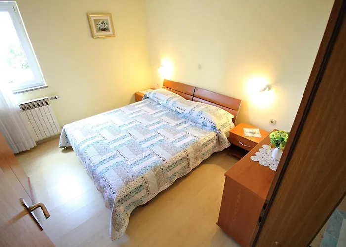 - Diklo 5880d * Zara